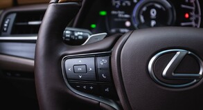 Lexus ES300 - local
